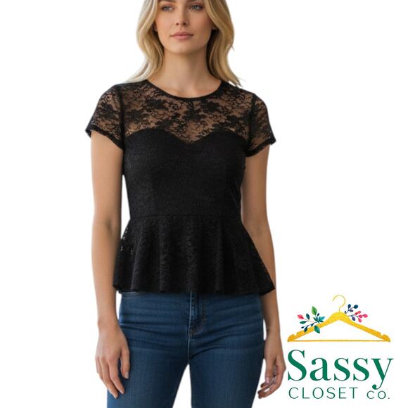 Forever 21 Black Lace Peplum Top Women’s Medium Short Sleeve Evening Blouse - Picture 1 of 8